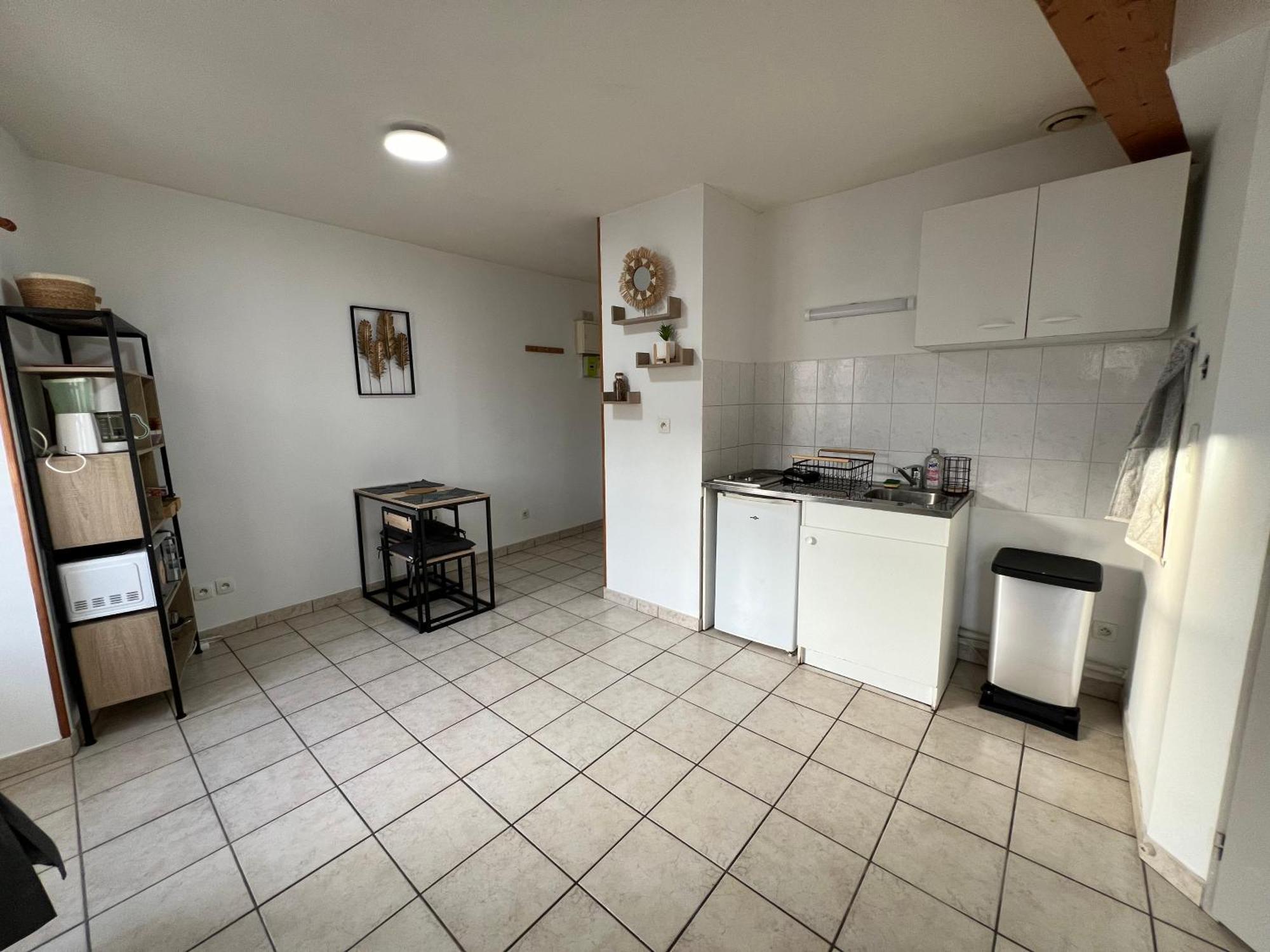 Studios A Valence, Drome Valence  Esterno foto
